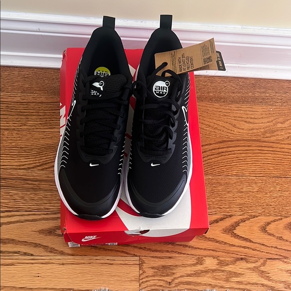 Nike Black and White Air Max Sneakers - Picture 2 of 4